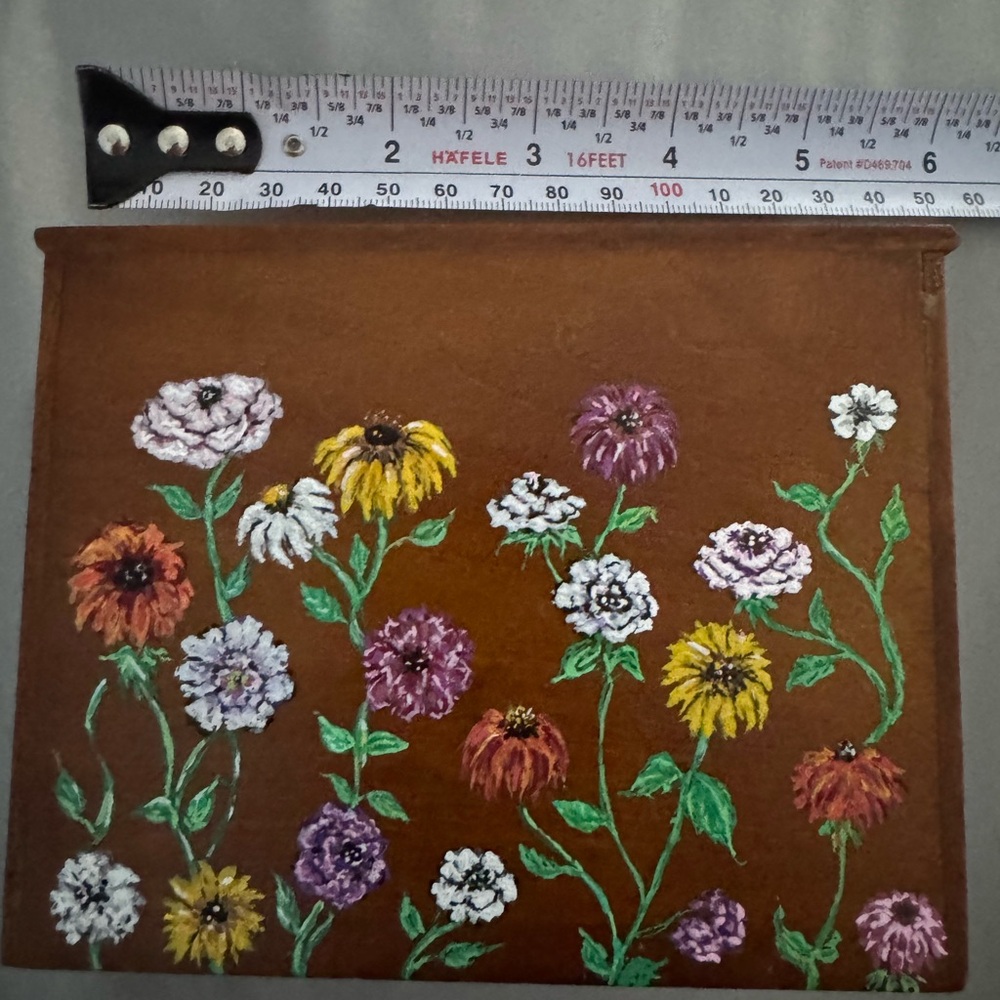 Singer Inspired Piano Hand painted - Picture 2 of 7